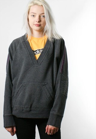CHAMPION V NECK COLLEGE SWEATSHIRT JUMPER