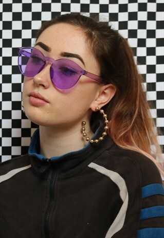 TINTED SUNGLASSES IN PURPLE