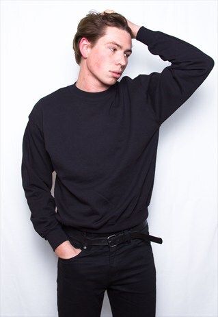 FRUIT OF THE LOOM BLACK MINIMAL COTTON SWEATSHIRT - BNWT