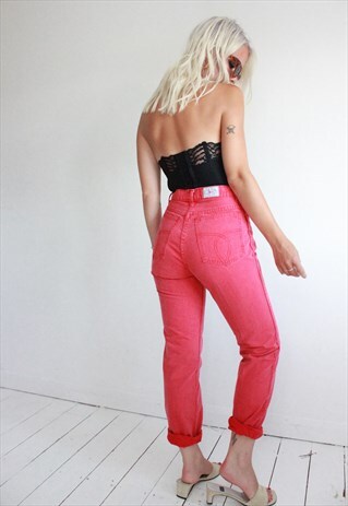 "PERFECT FIT" VINTAGE 80S RED HIGHWAISTED MUM JEANS