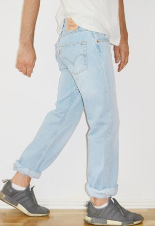 VINTAGE 90S LEVIS 501 STONEWASHED BLUE JEANS