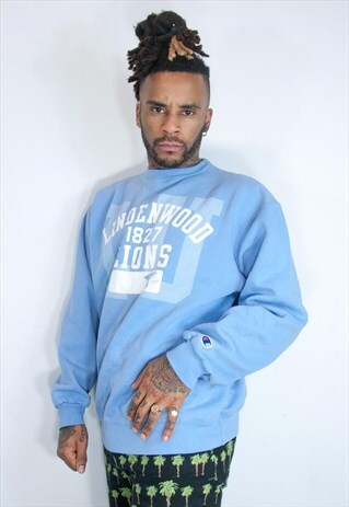 CHAMPION EMBROIDED SWEATSHIRT