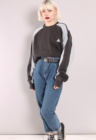 VINTAGE ADIDAS SWEATSHIRT