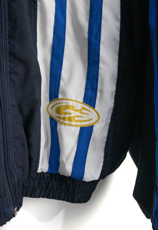 garment image