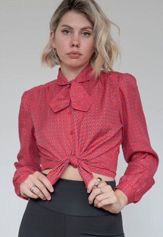 VINTAGE 60S BLOUSE IN RED WITH BEIGE BLUE DOT PATTERN