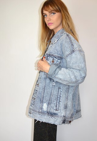 VINTAGE OVERSIZED LIGHT ACID WASH BLUE DENIM JACKET