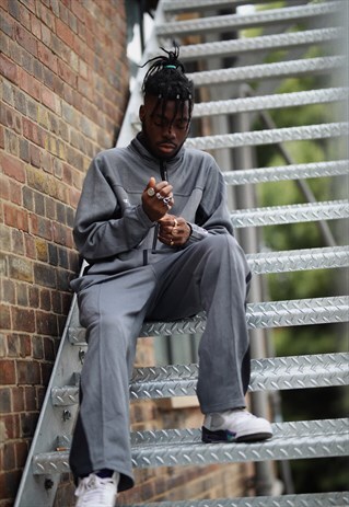 RARE VINTAGE CHAMPION FULL TRACKSUIT /JOGGERS / JACKET