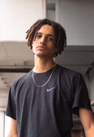 VINTAGE LATE 90'S NIKE SWOOSH T-SHIRT IN BLACK AND BLUE