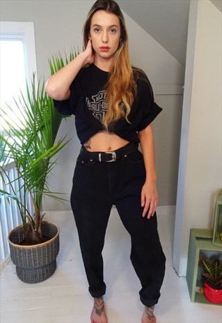 HIGH WAISTED MOM STYLE TAPERED BLACK JEANS