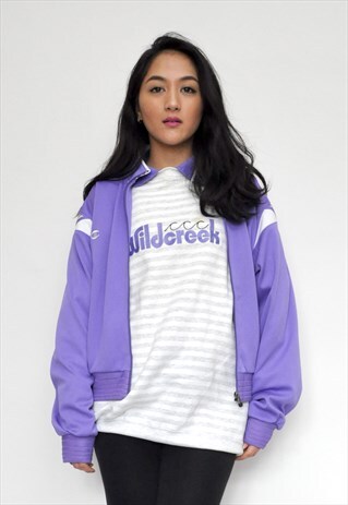 90S SLOGAN STRIPE SWEATSHIRT WITH LILAC COLLAR