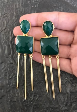 STATEMENT FAUX EMERALD GREEN GEMSTONE BRASS SPOKE EARRINGS