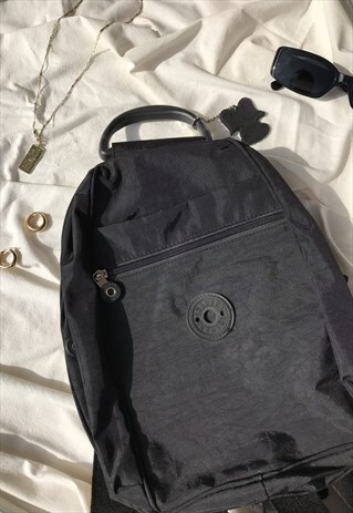 MINT CONDITION VINTAGE 90S Y2K BLACK NYLON FEEL RUCKSACK