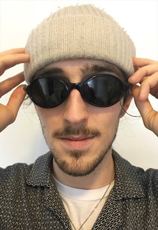 VINTAGE 90S ROUND OVAL BLACK INDIE SUNGLASSES