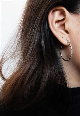 SILVER HOOP EARRINGS ROUND RUGGED (SURGICAL STEEL)