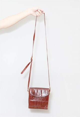 VINTAGE 1980'S JOOP BURGUNDY LEATHER SHOULDER BAG