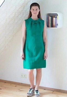 Deep green sleeveless vintage dress