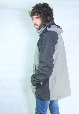VINTAGE BERGHAUS WATERPROOF 90'S COAT