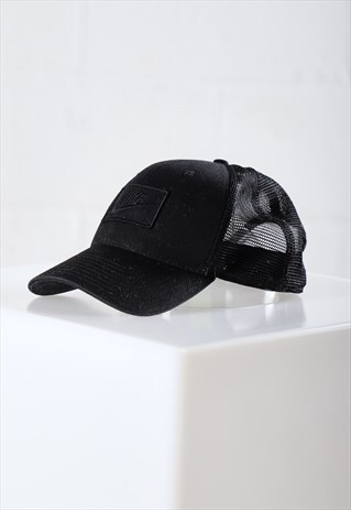 Vintage Nike Cap in Black Summer Gym Trucker Swoosh Hat