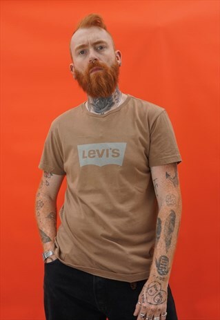 VINTAGE 1990S LEVIS T-SHIRT