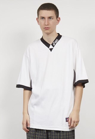 VINTAGE 90'S ASICS WHITE V-NECK T-SHIRT