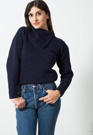 ON SALE VINTAGE 80S TOMMY HILFIGER KNITWEAR JUMPER / S302