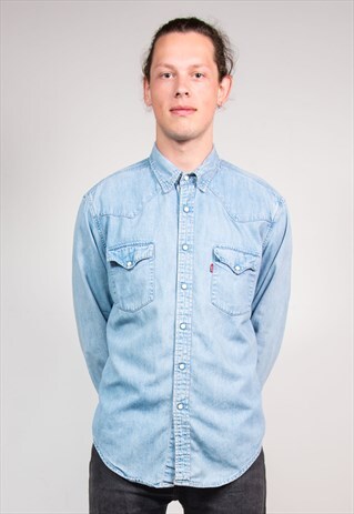 RETRO 90'S LEVI'S LIGHT BLUE DENIM POPPER SHIRT