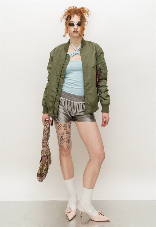 garment image