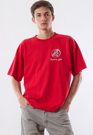 VINTAGE COCA COLA 2000 GRAPHIC TEE 90S RED