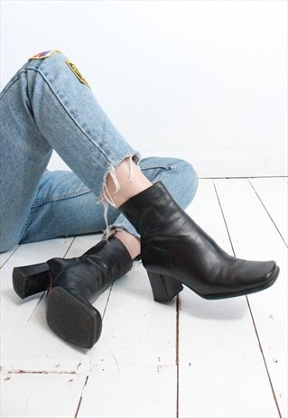 VINTAGE 90S BLACK LEATHER ANKLE BOOTS
