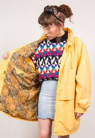 VINTAGE 90'S YELLOW OVERSIZED LIGHTWEIGHT PARKA COAT