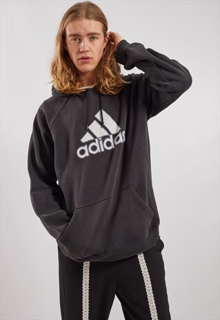 VINTAGE ADIDAS HOODIE