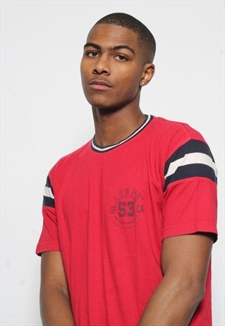 VINTAGE LEVIS T-SHIRT RED