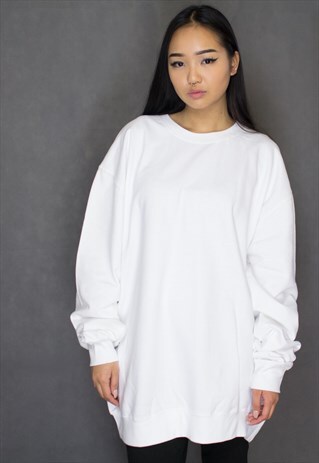 NEW IN - OVERSIZED WHITE BFG JUMPER