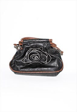 Vintage 90s small faux leather shoulder bag in black