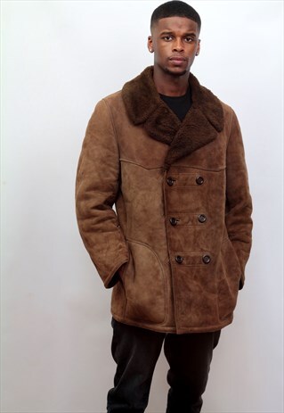 1970'S VINTAGE LONG LENGTH SHEEPSKIN/SHEARLING COAT IN BROWN