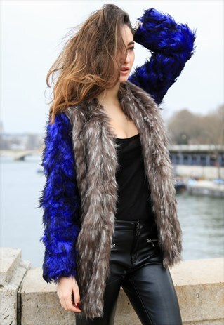 VINTAGE-INSPIRED FAUX FUR COAT