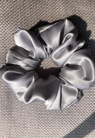 SATIN SCRUNCHIE IN ICE BLUE SILVER