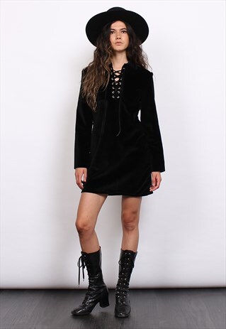 VINTAGE 70S BLACK VELVET LACE UP COLLAR MINI DRESS