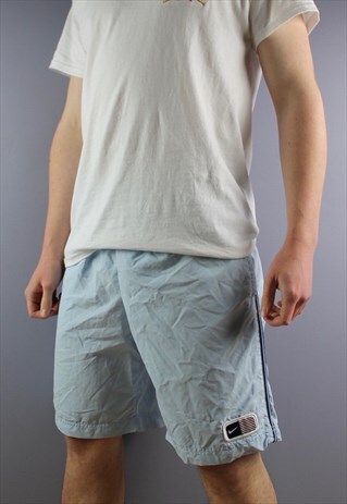 VINTAGE NIKE SHORTS IN BLUE WITH POCKETS, EMBROIDERED LOGO A