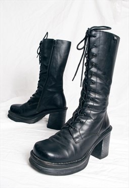 Vintage 90s Roots Leather Platform Boots in Black