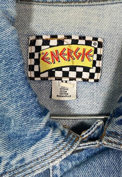 garment image