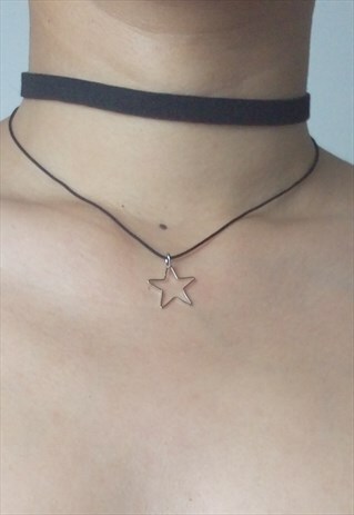 BLACK CHOCKER WITH SILVER NECKLACE