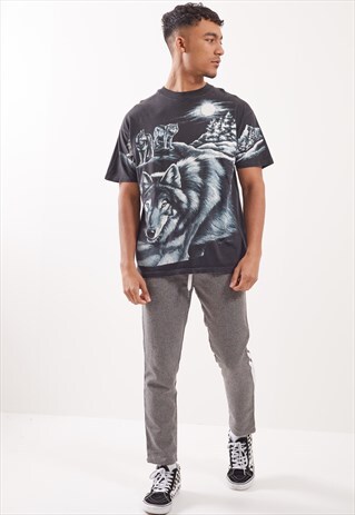 VINTAGE WOLVES GRAPHIC PRINT T-SHIRT