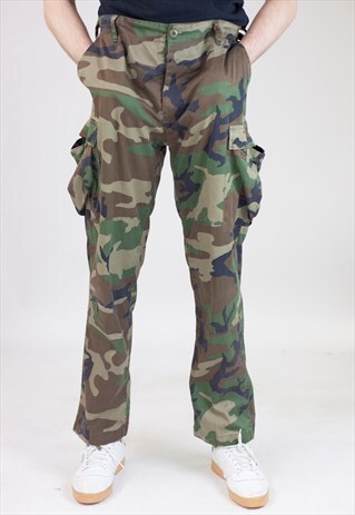 VINTAGE CAMO ARMY 90'S CARGO TROUSERS