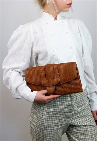 VINTAGE 80'S RIBBED FAUX LEATHER CLUTCH