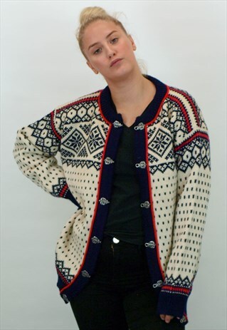 VINTAGE ICELANDIC CHRISTMAS JUMPER
