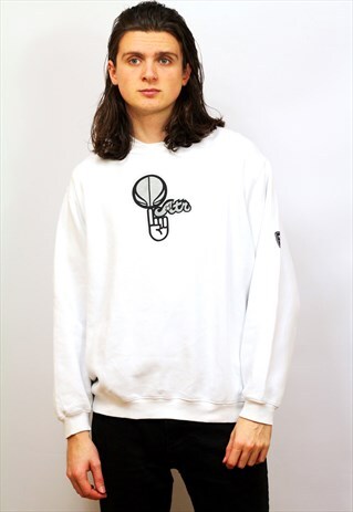 VINTAGE REEBOK BASKETBALL THEMED SWEATSHIRT