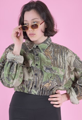VINTAGE REWORKED CROP JACKET ORIGINAL US ARMY IN FADED CAMO