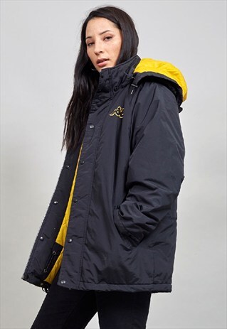 VINTAGE 90'S KAPPA OVERSIZED HOODED BLACK PADDED JACKET