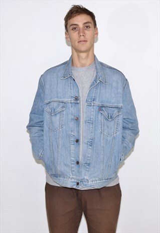 VINTAGE BLUE LEVIS 90S DENIM JACKET